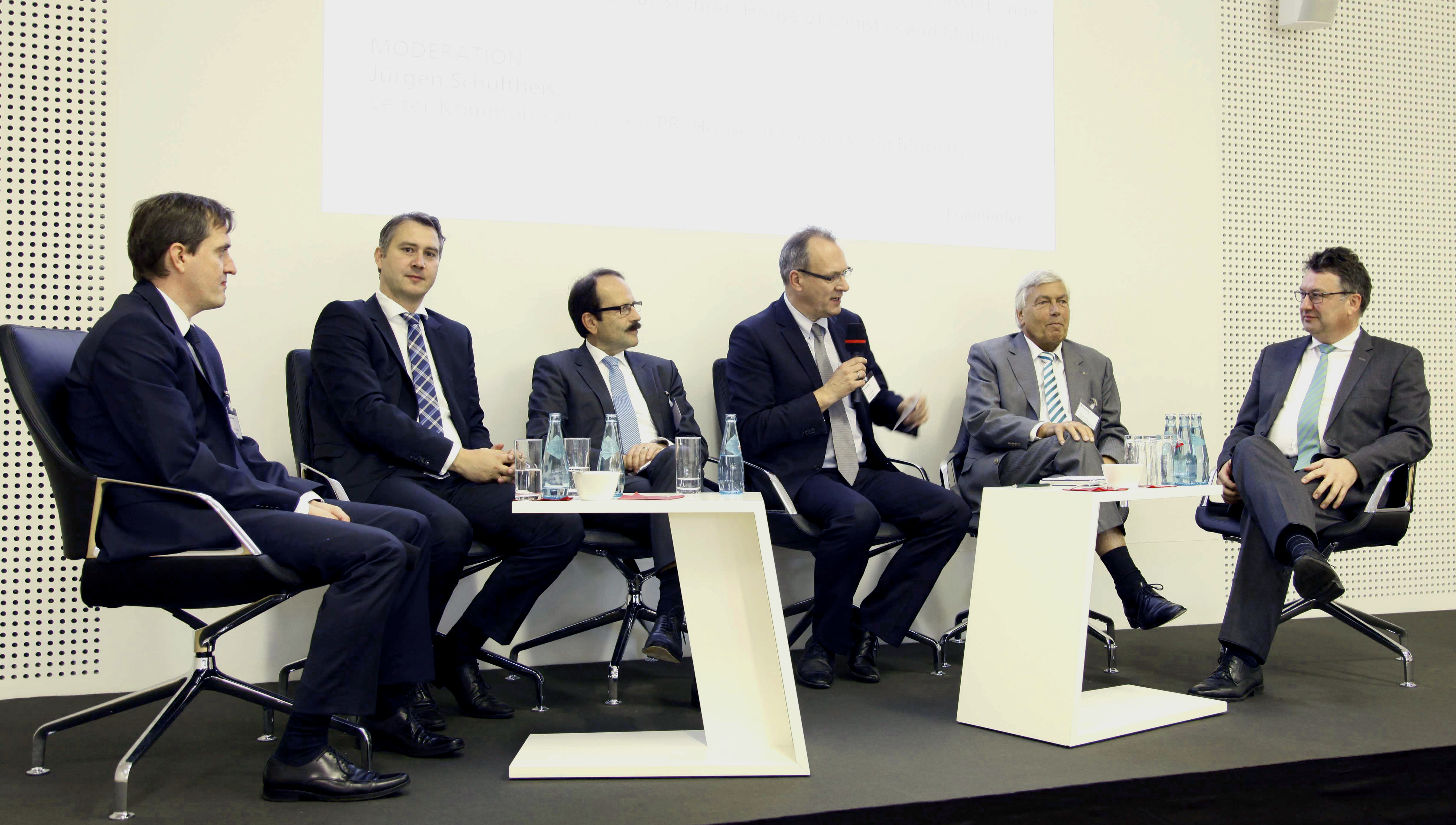 Prof. Dr. Uwe Clausen, Prof. Dr. Michael Henke, Volker Sparmann, Karl-Rudolf Rupprecht, Lufthansa, Fraunhofer ILM, HOLM, Jürgen Schultheis, Mobilität, Verkehr, Aviation, Nachhaltigkeit, Planetare Belastungsgrenzen, Klimawandel, Frankfurter Rundschau, House of Logistics and Mobility, HOLM GmbH, Verkehrskontor FrankfurtRheinMain, Ethik, Verantworung, Gerechtigkeit, Moderation, Vortrag 