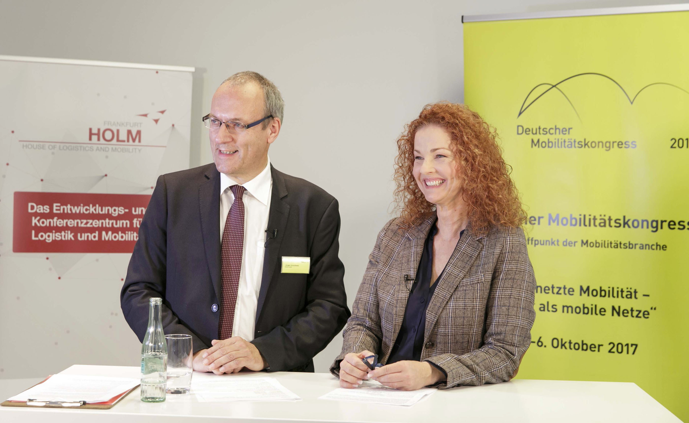 Ethik der Mobilität, Anke Seeling, Deutscher Mobilitätskongress, Jürgen Schultheis, Mobilität, Verkehr, Aviation, Nachhaltigkeit, Planetare Belastungsgrenzen, Klimawandel, Frankfurter Rundschau, House of Logistics and Mobility, HOLM GmbH, Verkehrskontor FrankfurtRheinMain, Ethik, Verantworung, Gerechtigkeit, Moderation, Vortrag