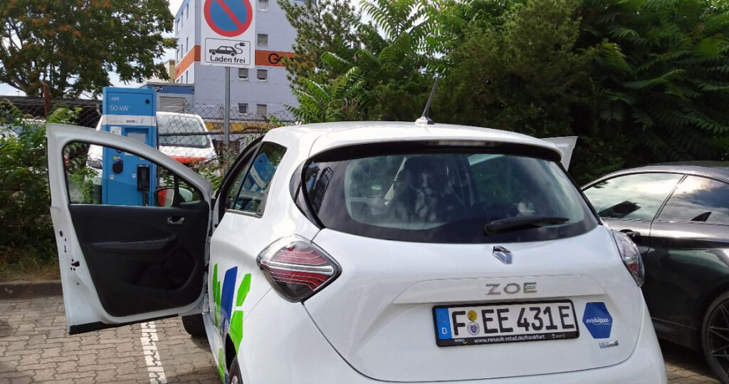 Elektromobilität, Selbstversuch, Renault, Zoe, Jürgen Schultheis, Elektroauto, Kosten, Test, Verkehrskontor FrankfurtRheinMain, Verbrenner, Urlaub