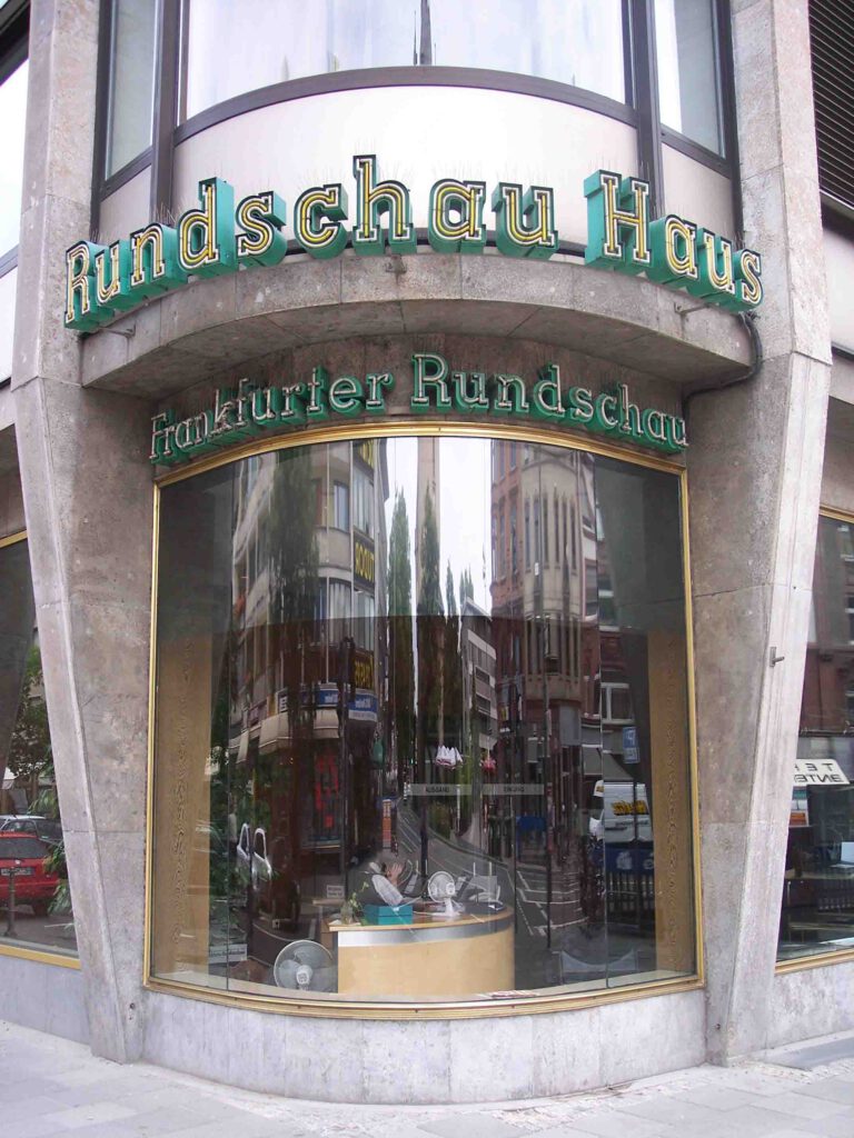 Frankfurter Rundschau, Frankfurts Runde Ecke, FR, Eschenheimer Tor, Frankfurt, Jürgen Schultheis. Christian Thomas.