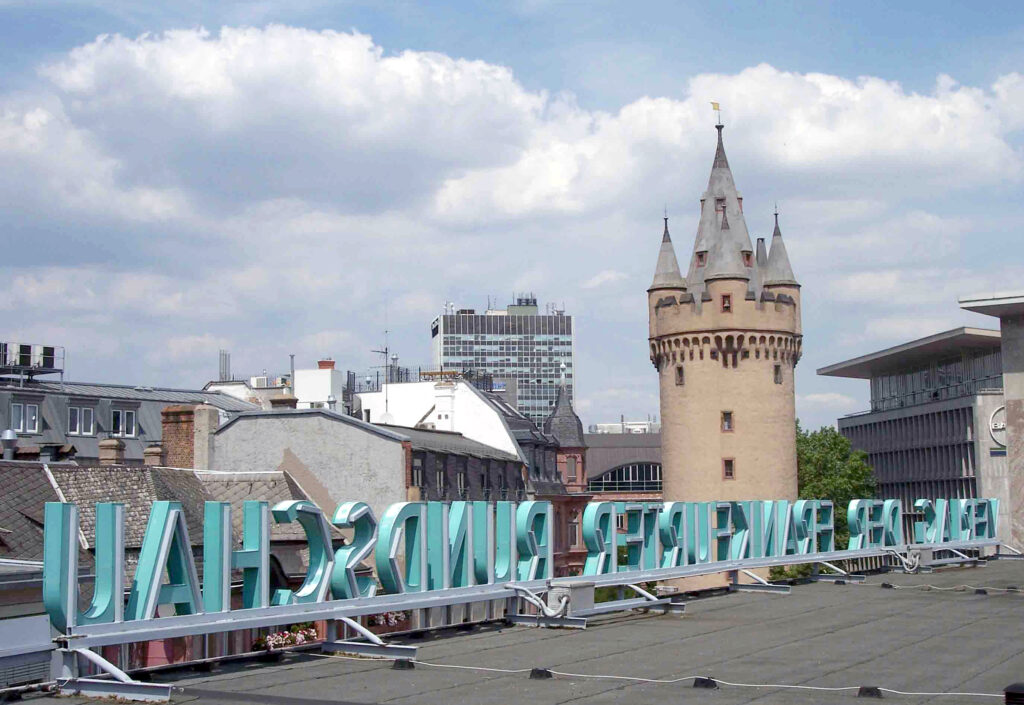 Frankfurter Rundschau, Frankfurts Runde Ecke, FR, Eschenheimer Tor, Frankfurt, Jürgen Schultheis. Christian Thomas.
