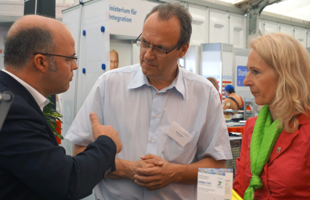 Jürgen Schultheis, Verkehrskontor FrankfurtRheinMain, CDU, Hessentag, Bernadette Weyland, Bensheim, Mobilität, Verkehr, House of Logistics and Mobility (HOLM).