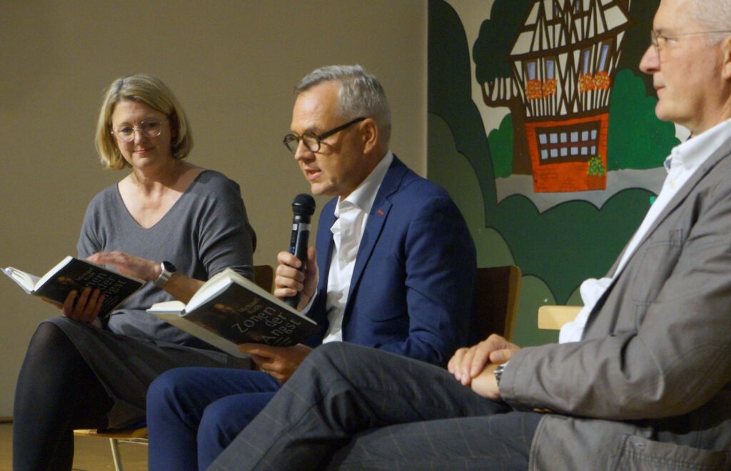 Andreas Hollstein, Andreas Weiher, Anschlag, Attentat, Beate Rilke, Bürgermeister, Georg Gallus, Henriette Reker, Jürgen Schultheis, Kommunalwahl, Kommune, Matthias Ecke, Michael Roth, Oskar Lafontaine, Rüdiger Butte, Soziale Medien, SPD, Wächtersbach, Willy Brandt, Wolfgang Schäuble