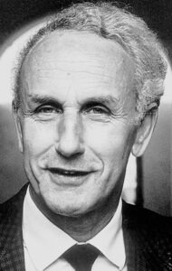 Landschafts- und Strukturausstellung Regionale, Metropolitana, Jürgen Schultheis, Metropolregion FrankfurtRheinMain, Region, Regionalkreis, Frankfurt am Main, Ludwig Landmann, Rhein-Mainischer Städtekreis, Deutsche Bank, Rolf Breuer, Messe Frankfurt, Michael von Zitzewitz, Flughafen Frankfurt, Fraport, Wilhelm Bender, Wirtschaftsinitiative Frankfurt, Themenwelt, arthesia AG, Prof. Thomas Sieverts, Prof. Dr. Walter Siebel, Prof. Wolfgang Christ, Petra Roth, Herbert Hirschler, Hessen, Frankfurter Rundschau, Hans Helmut Kohl, IHK Frankfurt am Main, IBA Emscher Park, Karl Ganser, Christoph Zöpel