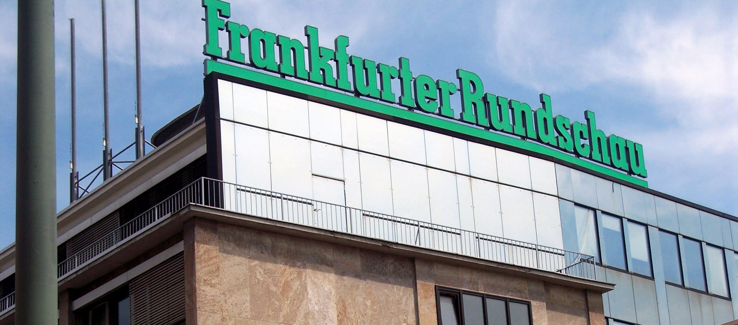 Frankfurter Rundschau, Frankfurts runde Ecke, Frankfurt am Main, Tageszeitung, Werner Holzer, Roderich Reifenrath, Jochen Siemens, Hans-Helmuth Kohl, Horst Wolf, Journalismus, Jürgen Schultheis, Christian Thomas, Medien