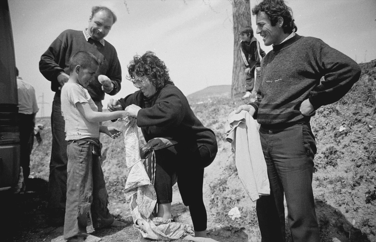 Albanien, Hilfslieferung, Hani Hotit, Fran Pepaj, Jürgen Schultheis, Frankfurter Rundschau, Bajze,